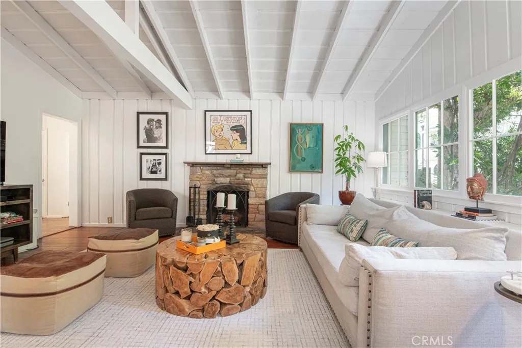 1551 N Beverly Glen Boulevard, Los Angeles, California 90077 home-pic-7